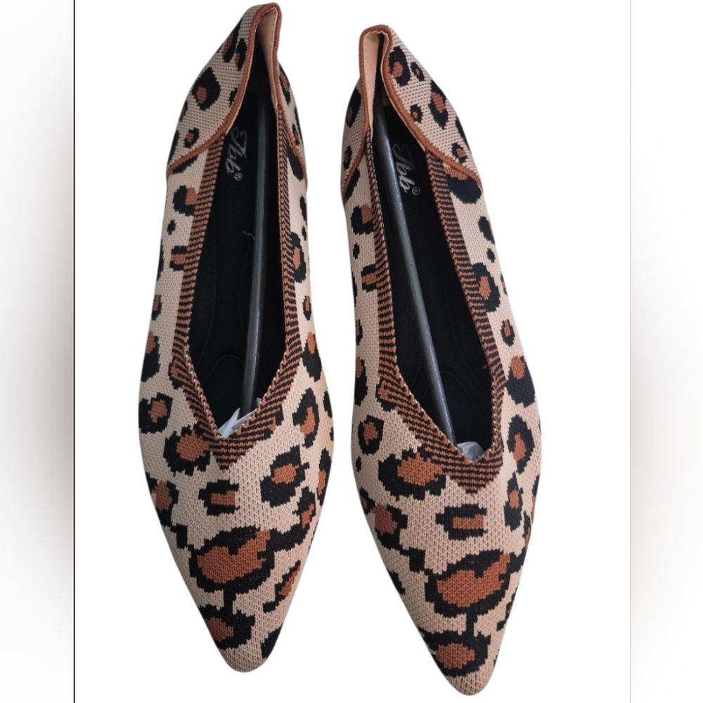 Walk on the Wild Side in These NWT NIB TBB Leopard Print Flats - Size 8&9.5 1 Ea